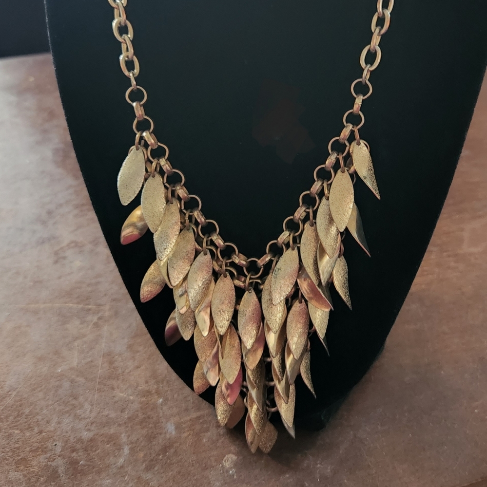 Gold V-shaped statement necklace
